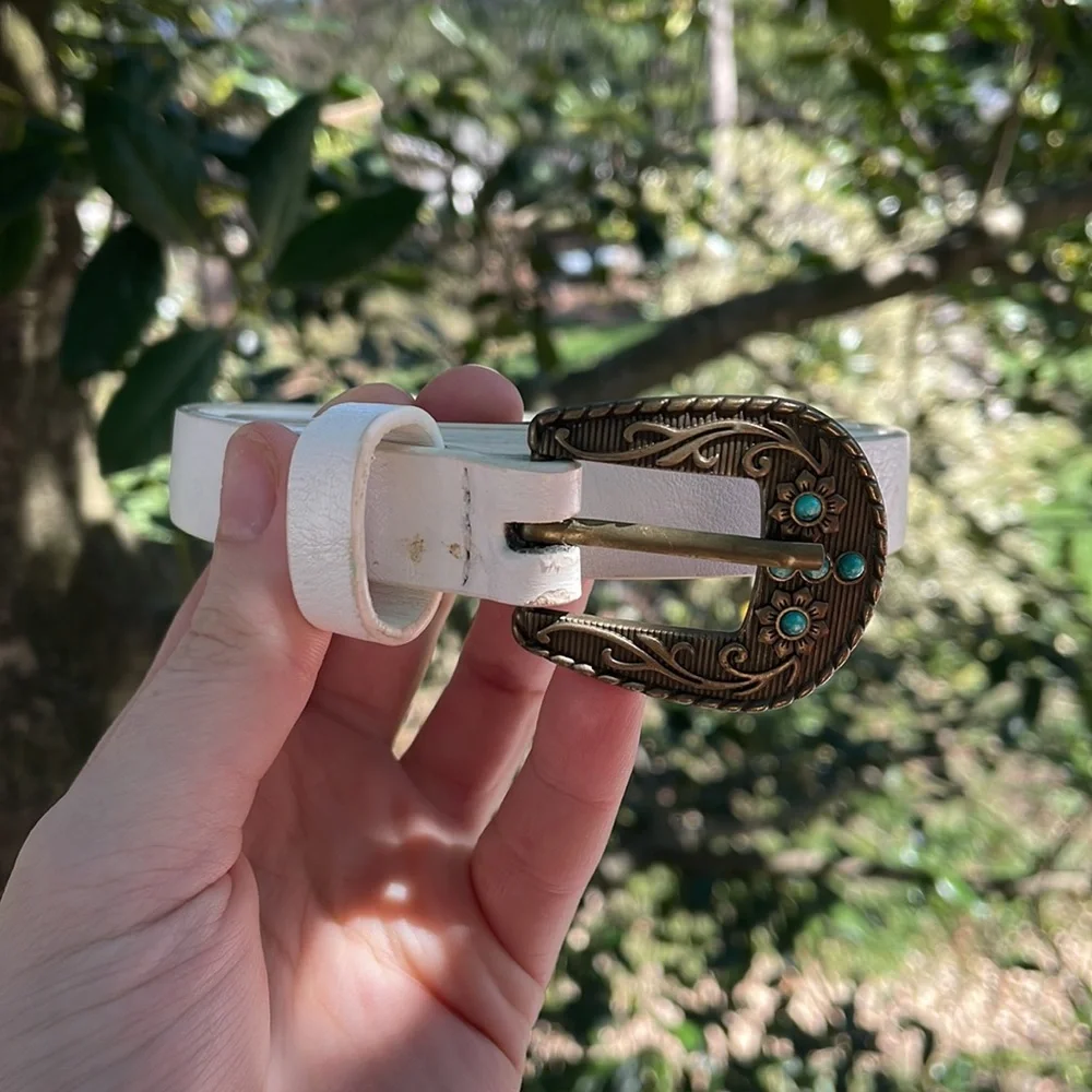 White Skinny Western Buckle Hip Belt